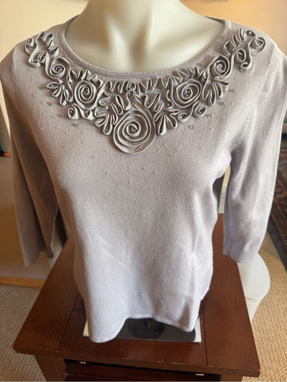 Scoop Neck Knit Top with Rosette Appliqué - Light Taupe